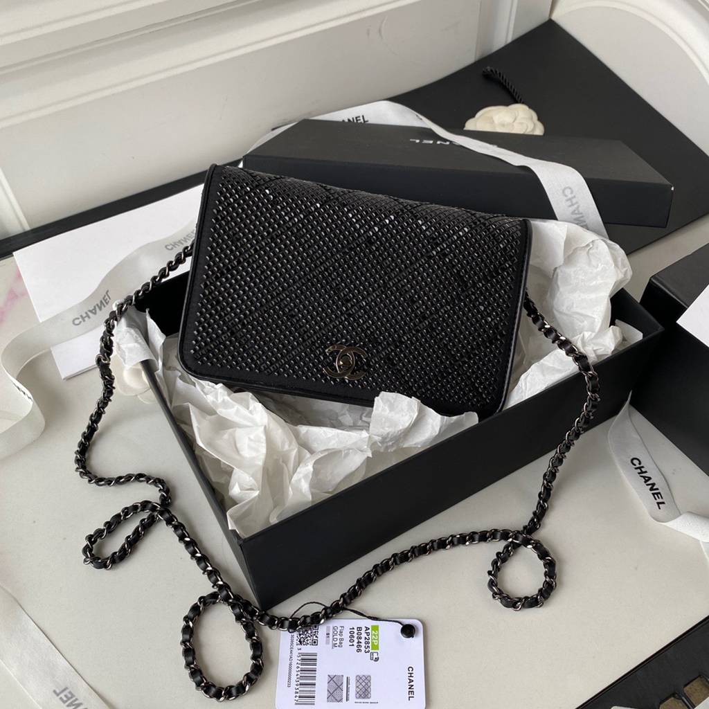 CHANEL bag