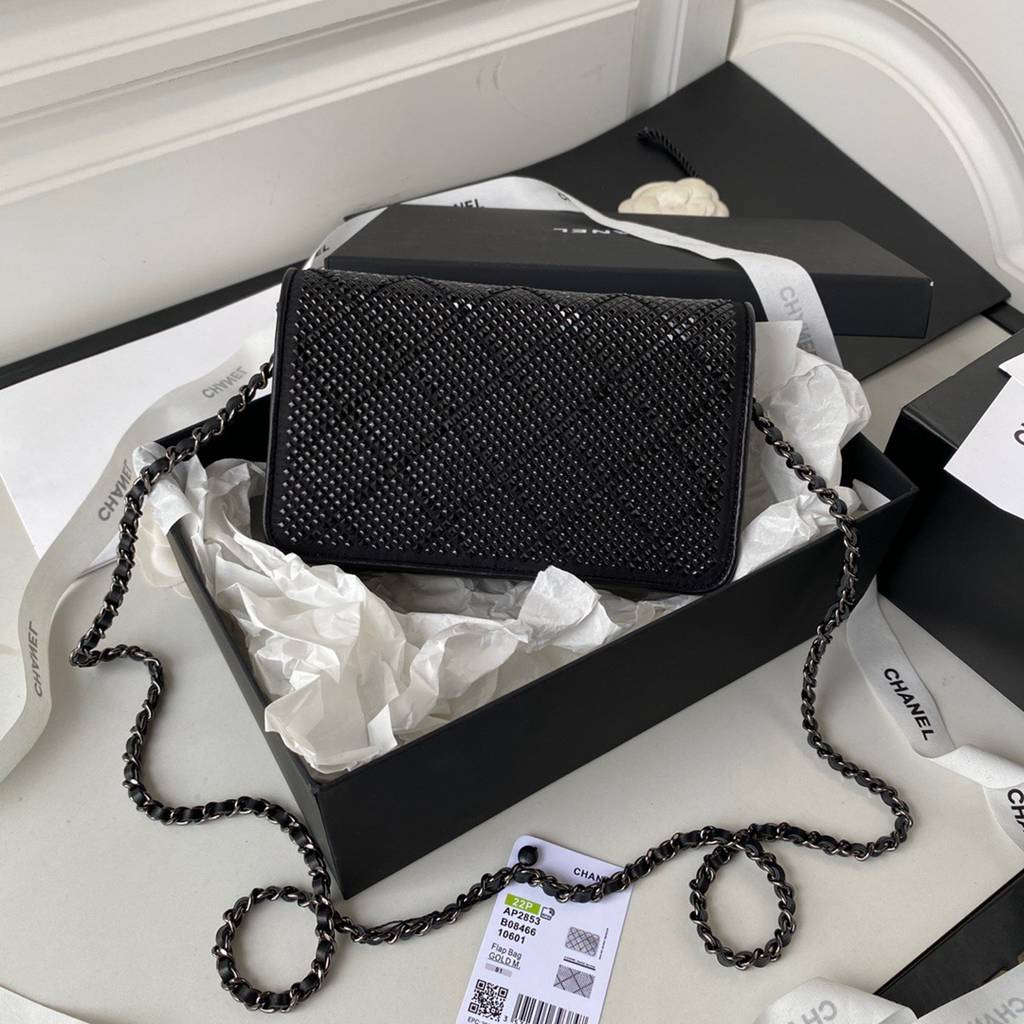 CHANEL bag