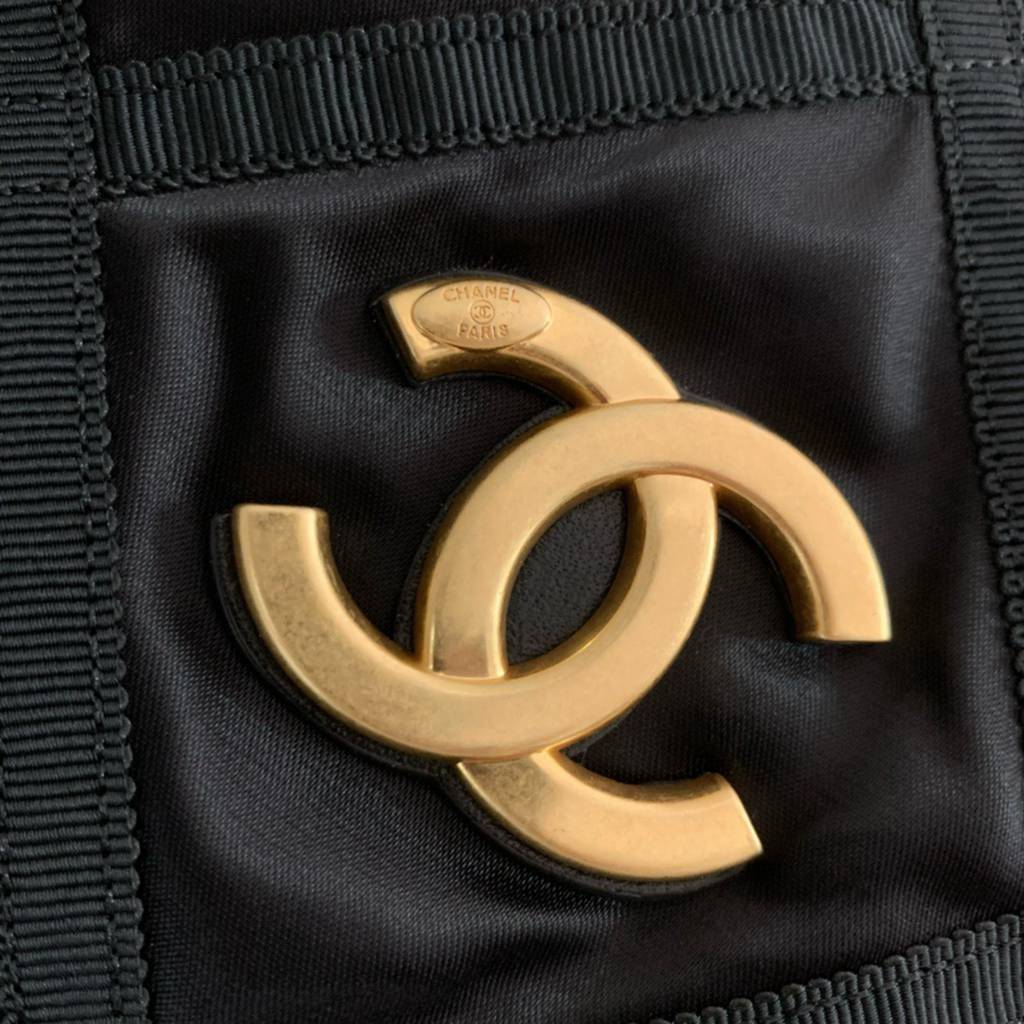 CHANEL bag