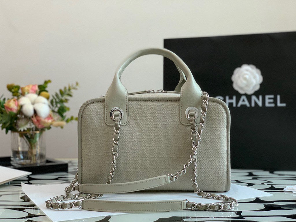 CHANEL bag