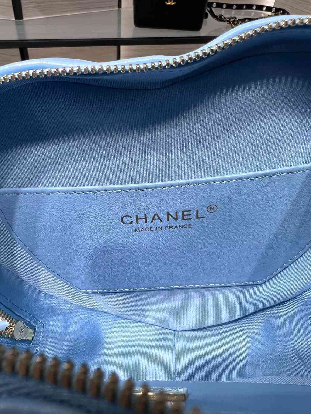 CHANEL bag