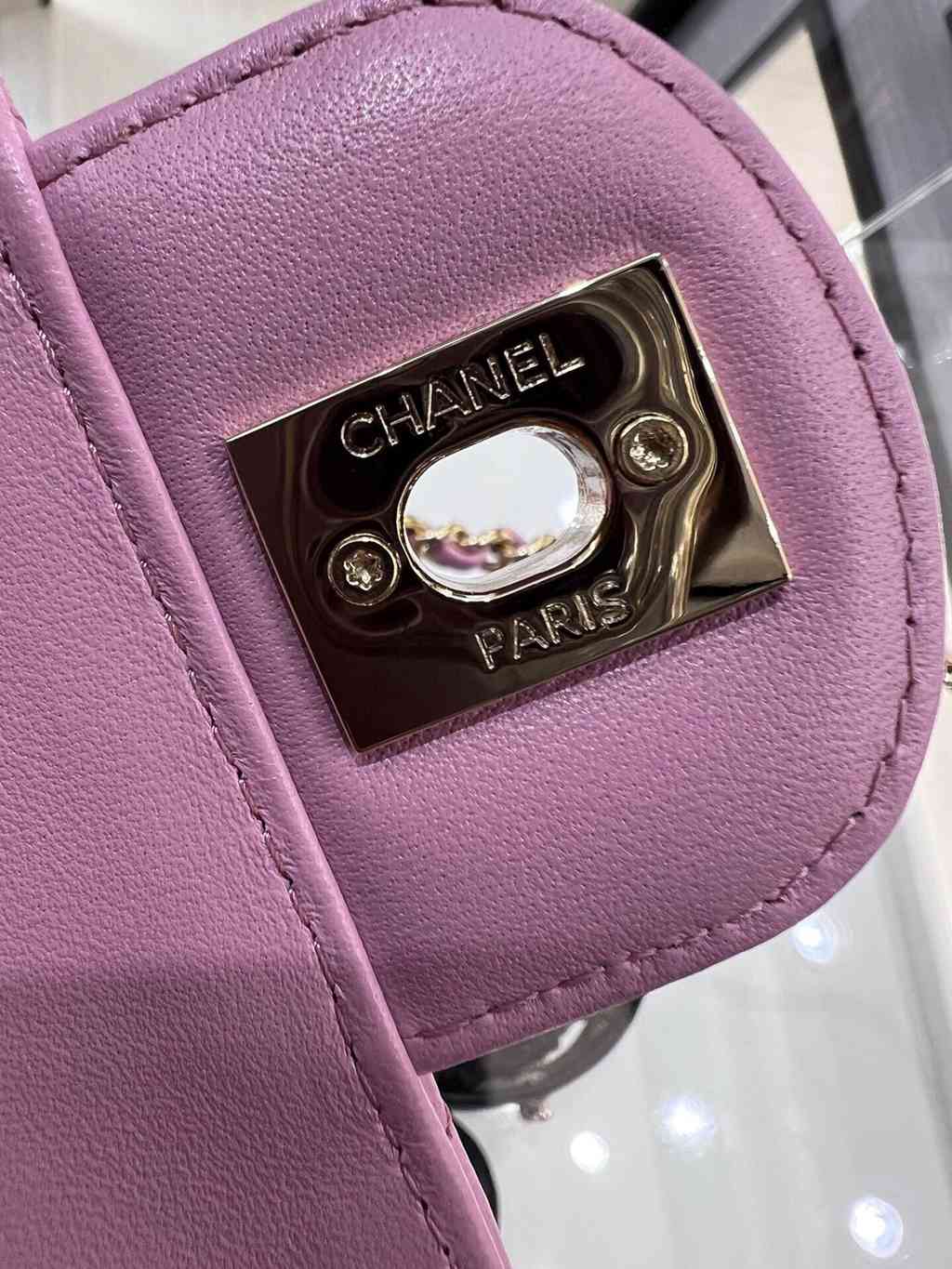 CHANEL bag