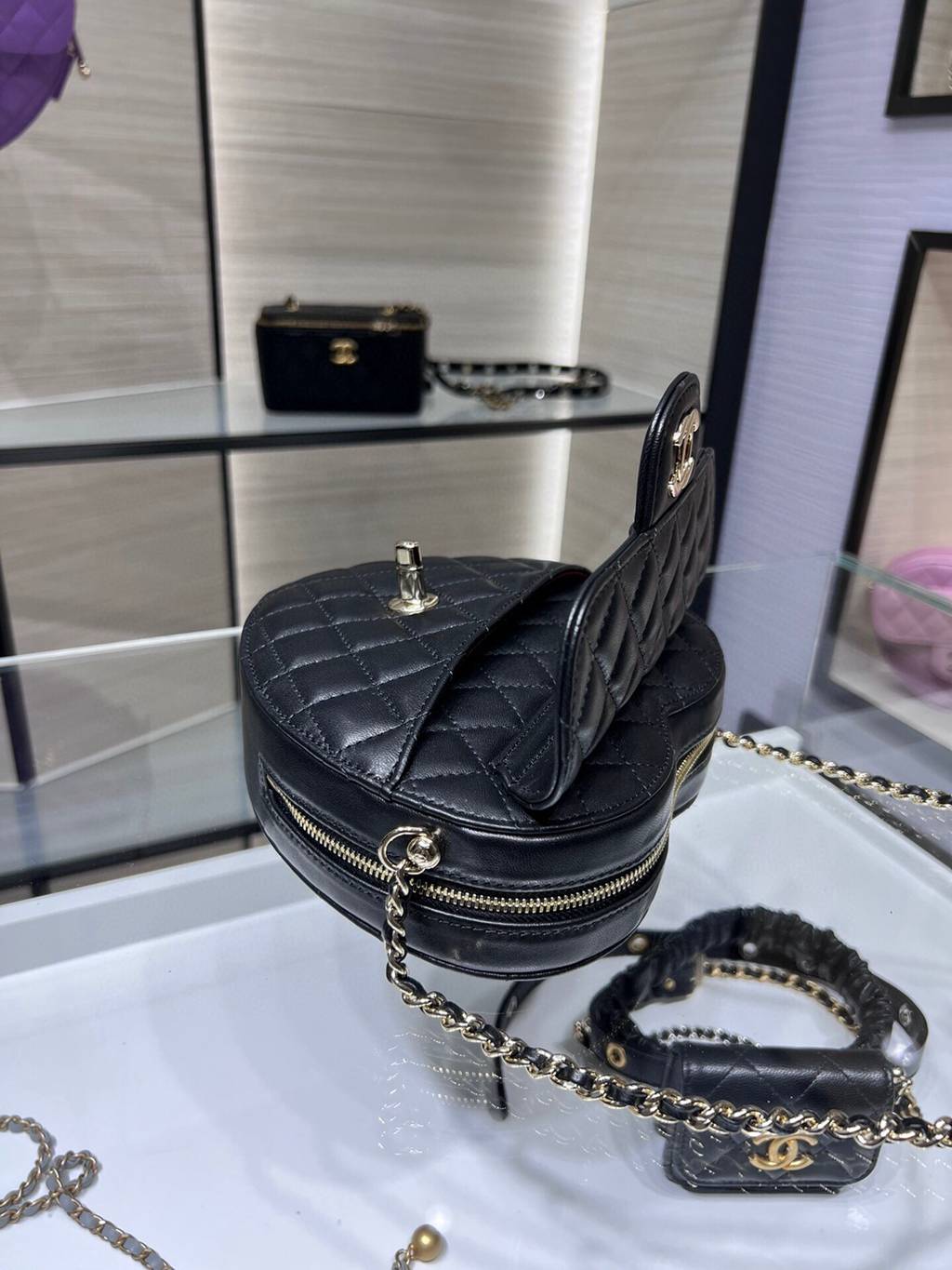 CHANEL bag