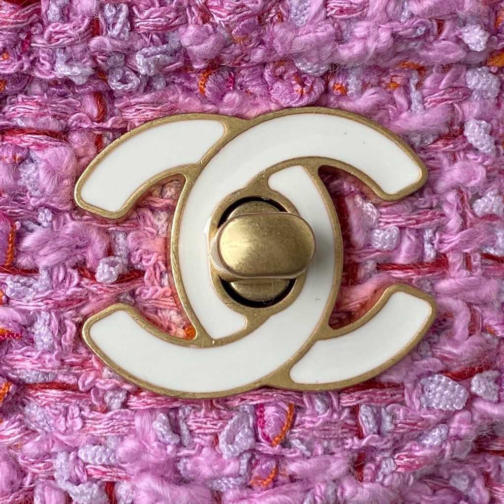 CHANEL bag