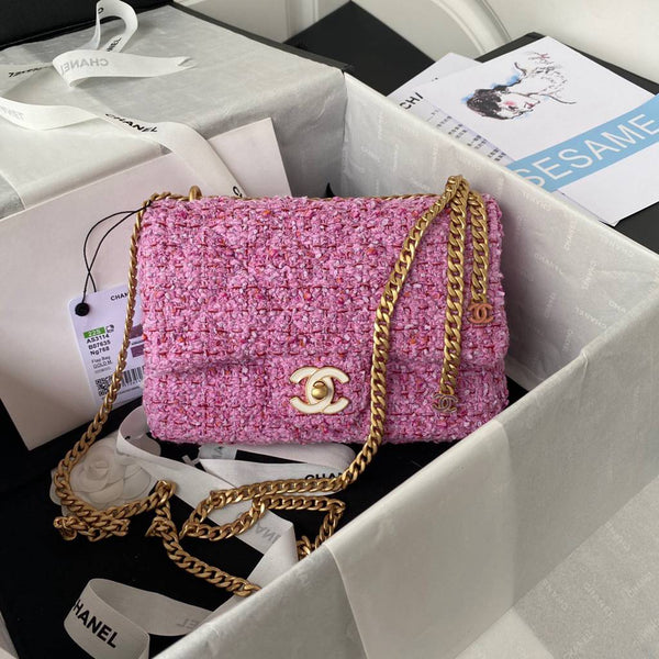 CHANEL bag