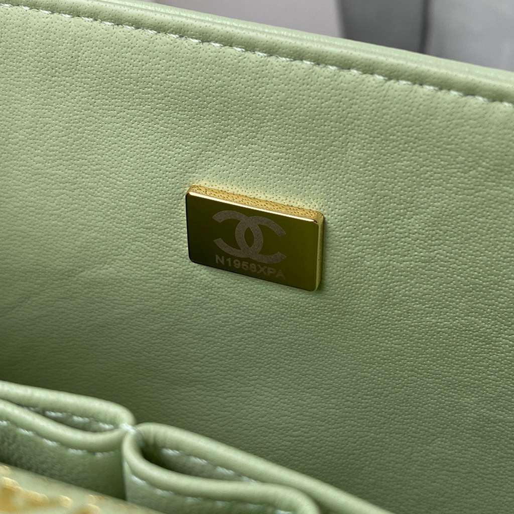 CHANEL bag