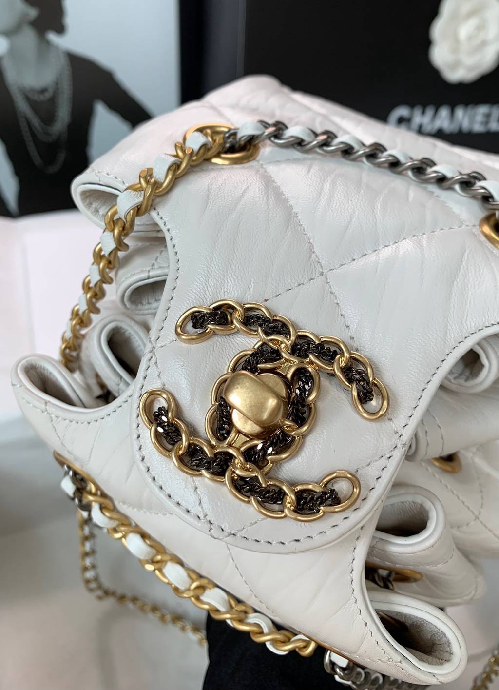 CHANEL bag