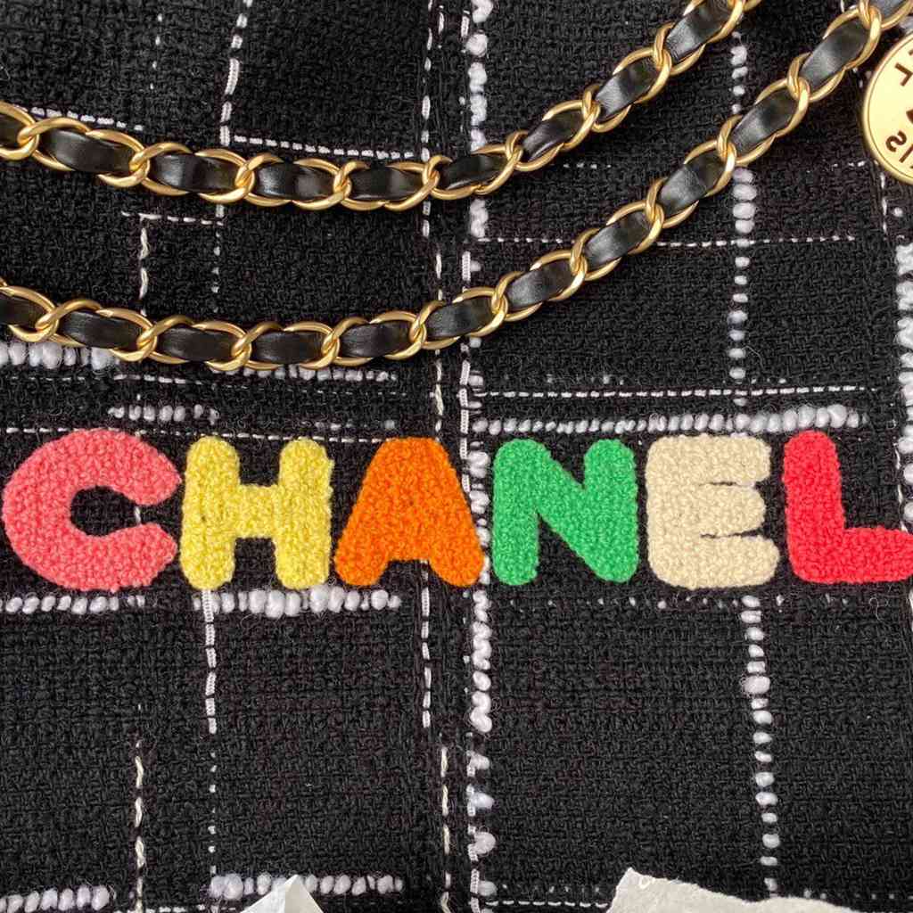 CHANEL bag