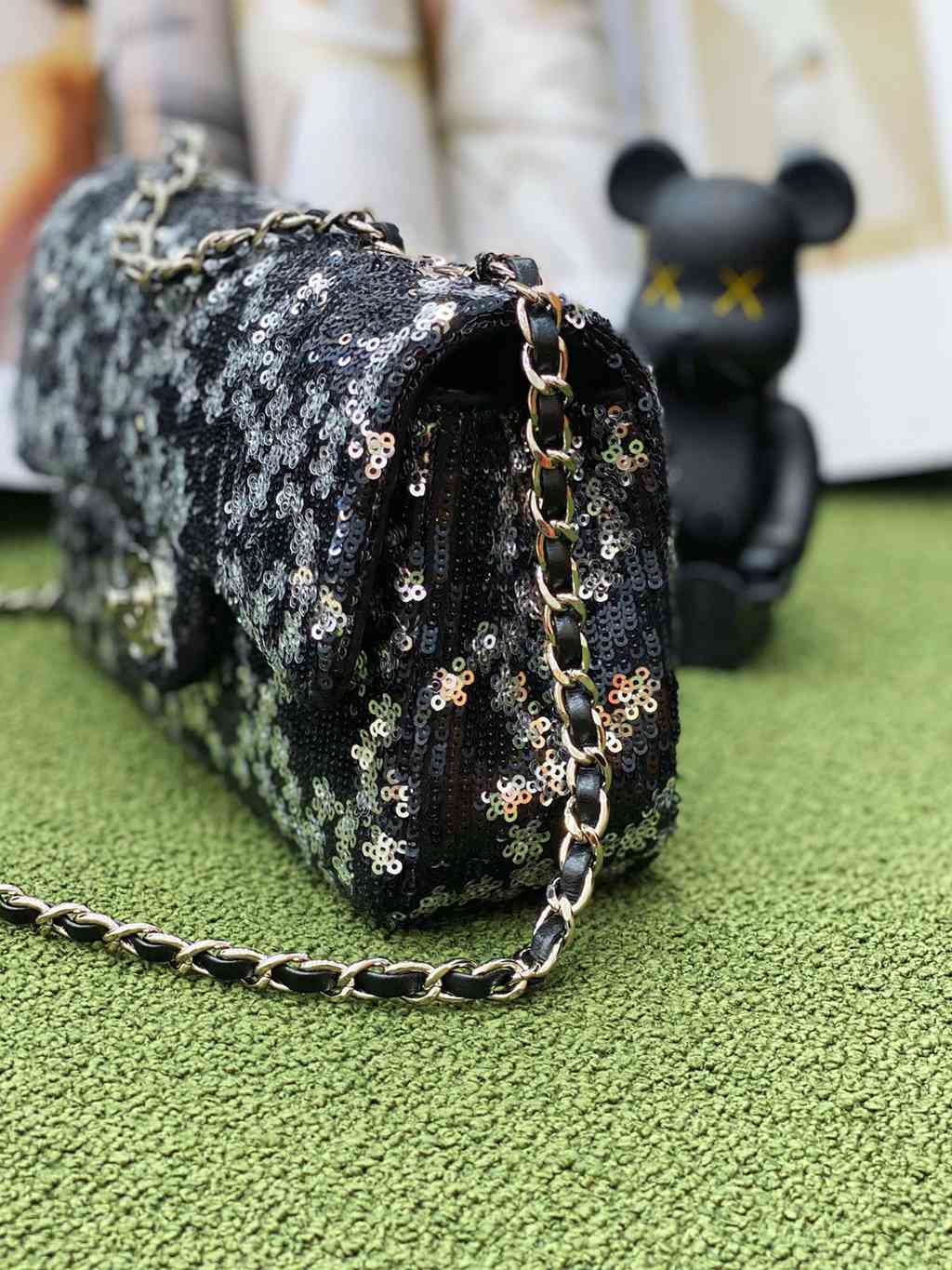 CHANEL bag