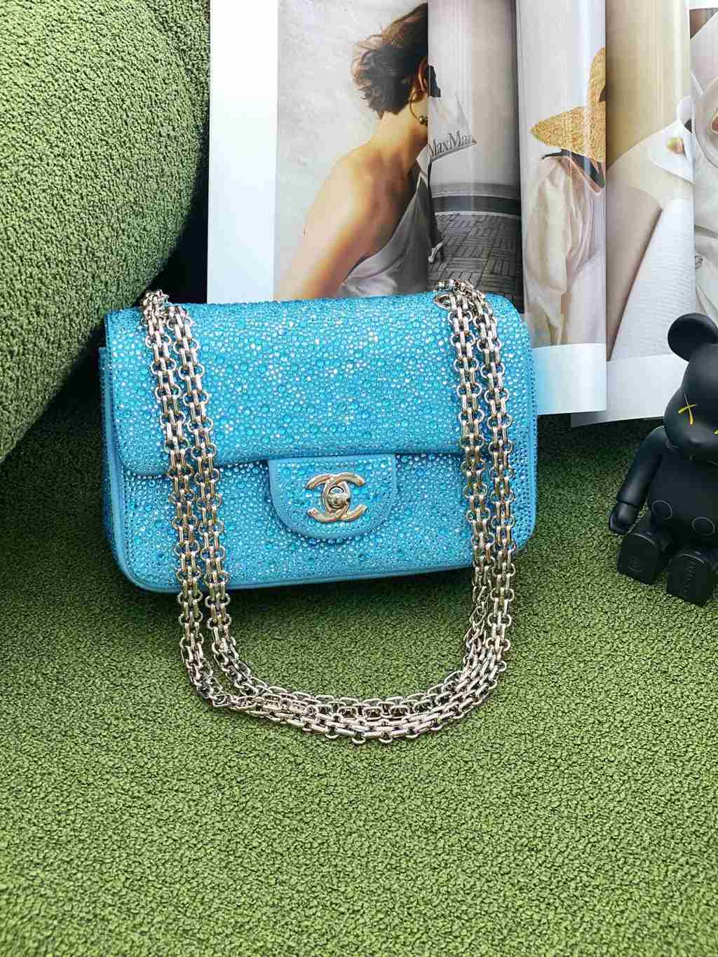 CHANEL bag