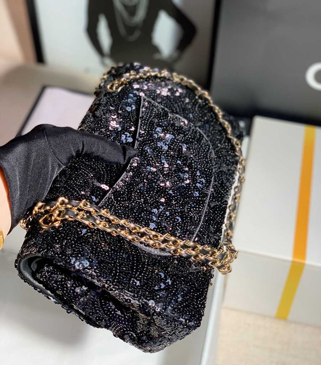 CHANEL bag