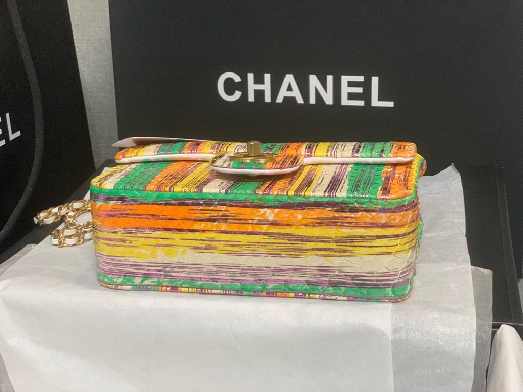 CHANEL bag