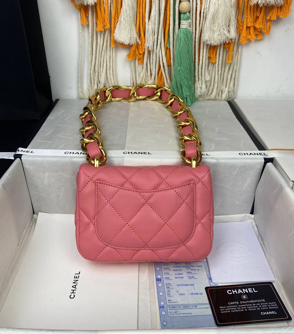 CHANEL bag