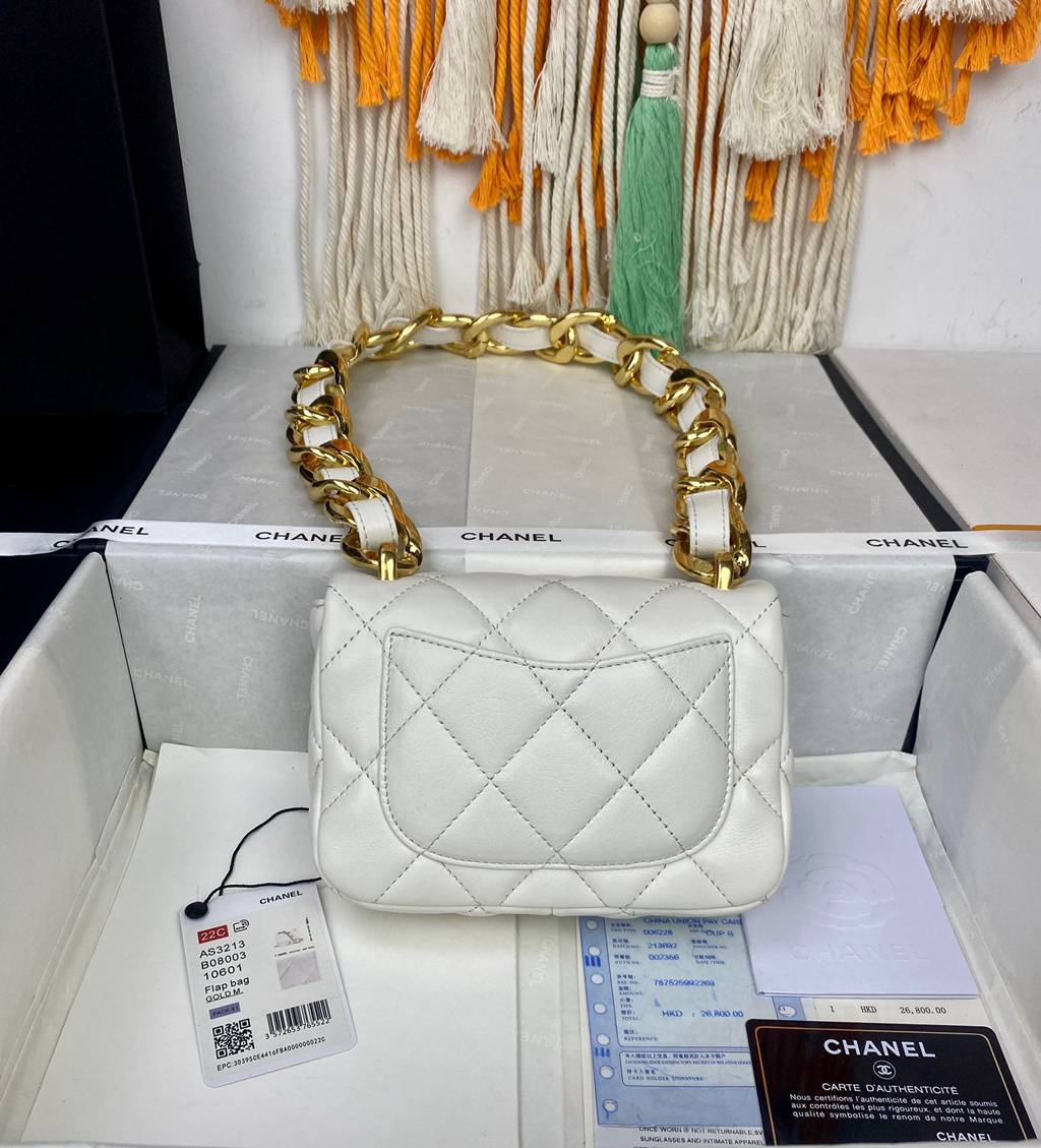 CHANEL bag