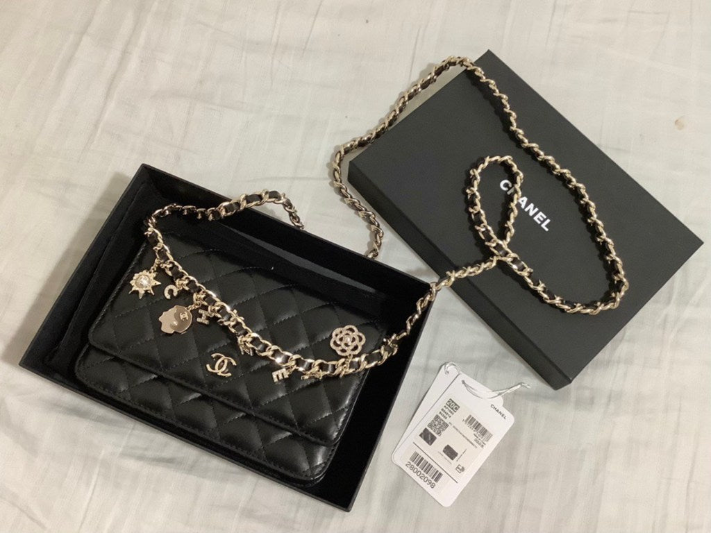 CHANEL bag