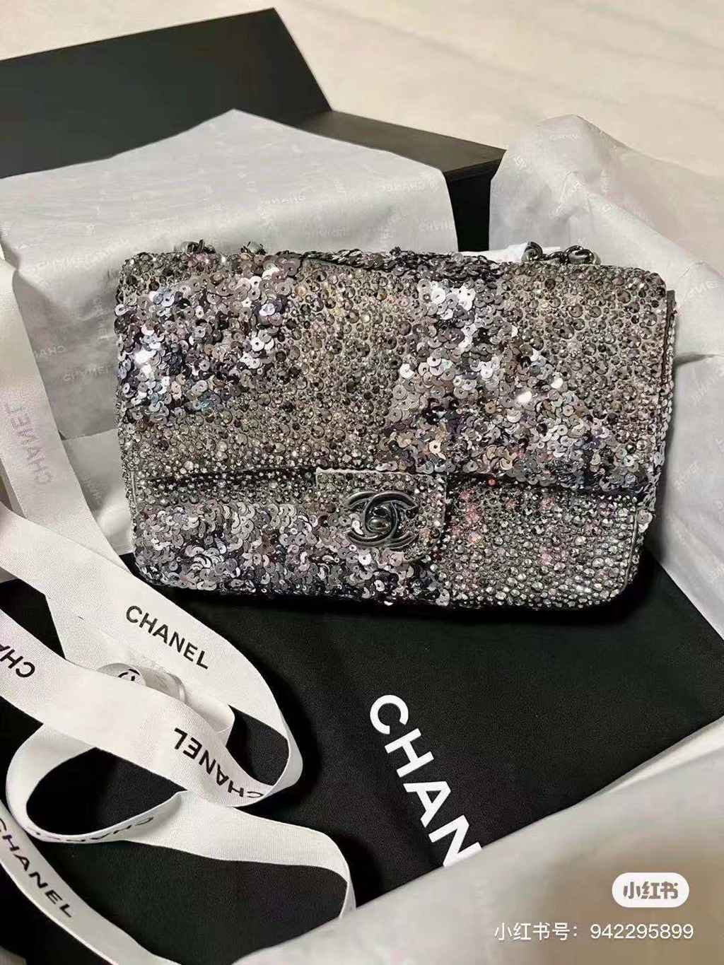 CHANEL bag