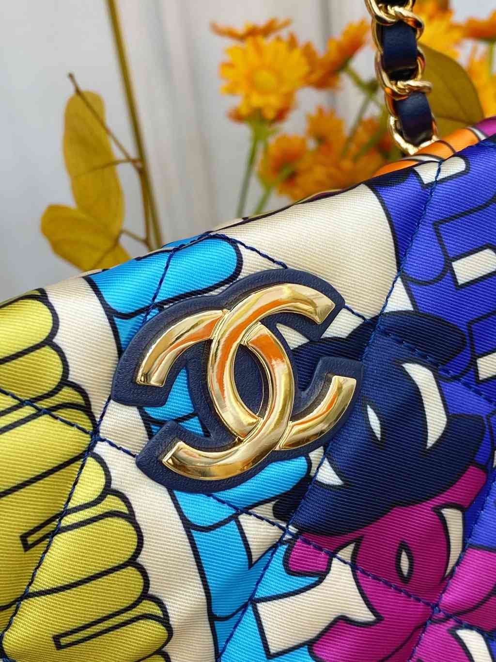 CHANEL bag